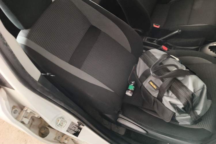 Used Toyota Vios 2022 1.5L 20th Anniversary Edition Right Front Seat