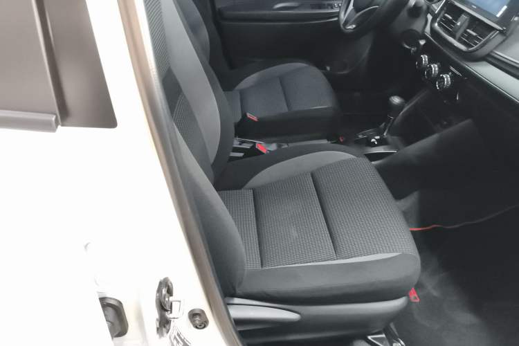 Used Toyota Vios 2022 1.5L 20th Anniversary Edition Right Front Seat