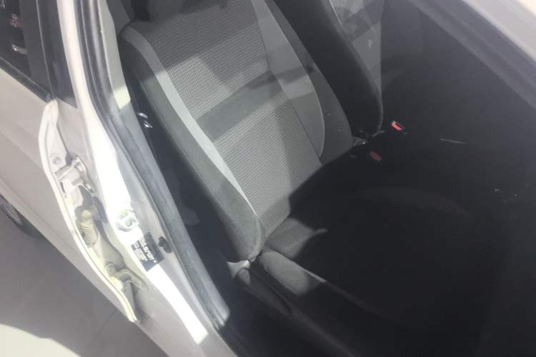 Used Toyota Vios 2022 1.5L 20th Anniversary Edition Right Front Seat