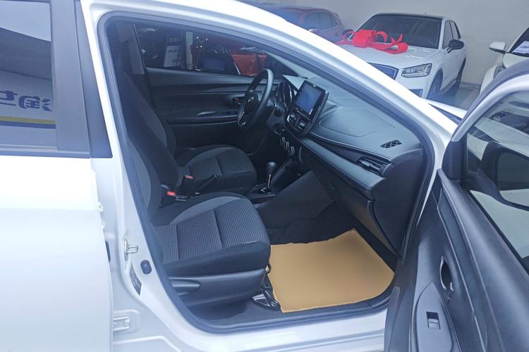Used Toyota Vios 2022 1.5L 20th Anniversary Edition Right Front Seat