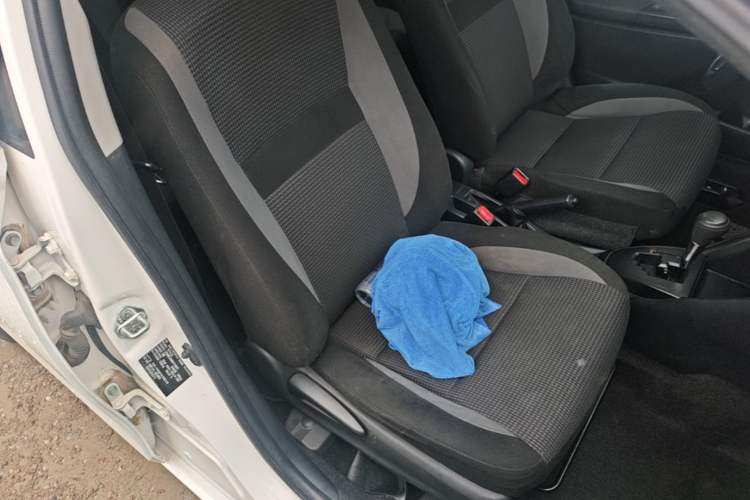Used Toyota Vios 2022 1.5L 20th Anniversary Edition Right Front Seat