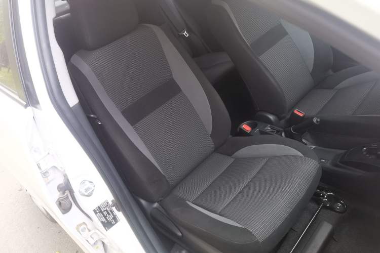 Used Toyota Vios 2022 1.5L 20th Anniversary Edition Right Front Seat