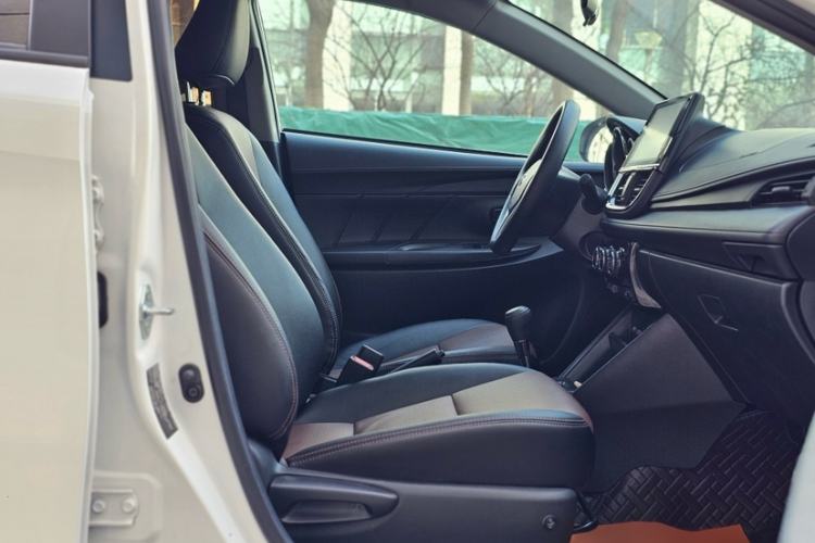 Used Toyota Vios 2022 1.5L 20th Anniversary Edition Right Front Seat