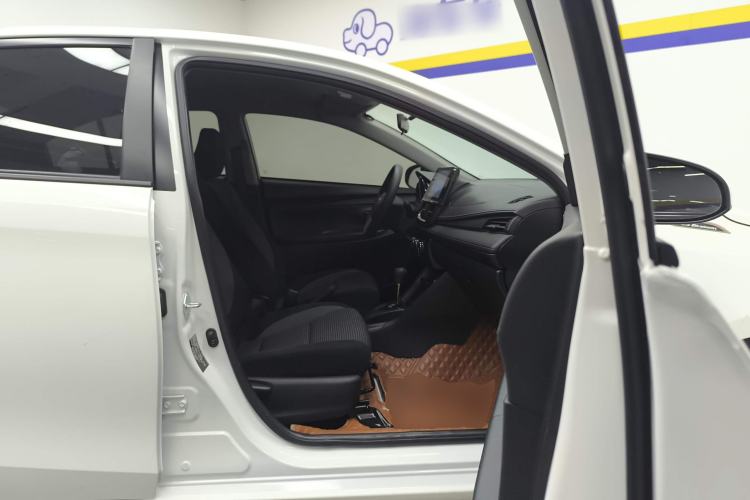 Used Toyota Vios 2022 1.5L 20th Anniversary Edition Right Front Seat