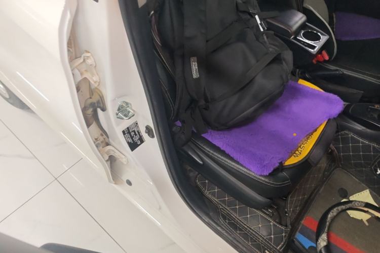Used Toyota Vios 2022 1.5L 20th Anniversary Edition Right Front Seat