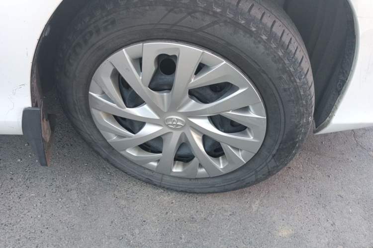 Used Toyota Vios 2022 1.5L CVT Active Drive CARE Edition Right Front Wheel Hub