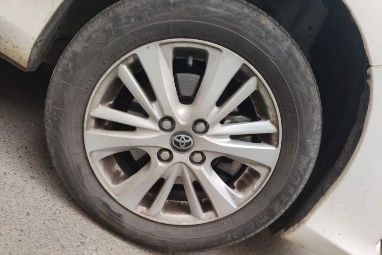 Used Toyota Vios 2022 1.5L 20th Anniversary Edition Right Front Wheel Hub