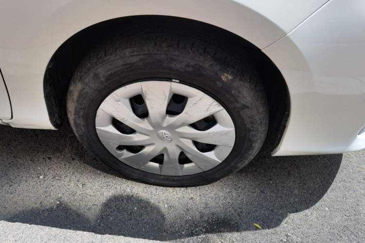 Used Toyota Vios 2022 1.5L CVT Active Drive CARE Edition Right Front Wheel Hub