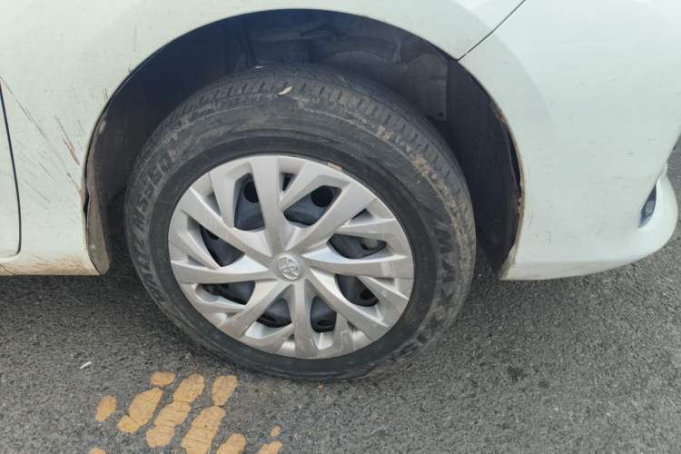 Used Toyota Vios 2022 1.5L 20th Anniversary Edition Right Front Wheel Hub