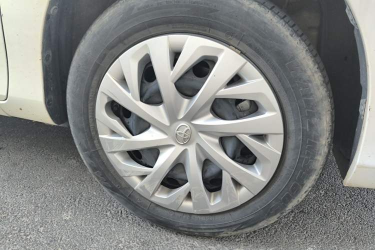 Used Toyota Vios 2022 1.5L CVT Active Drive CARE Edition Right Front Wheel Hub