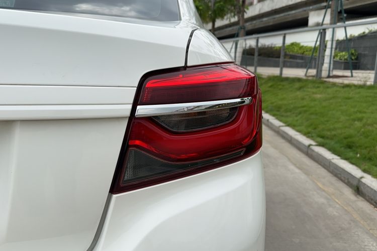 Used Toyota Vios 2022 1.5L 20th Anniversary Edition Right Rear Taillight