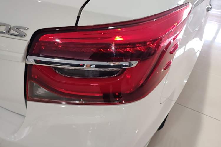 Used Toyota Vios 2022 1.5L 20th Anniversary Edition Right Rear Taillight