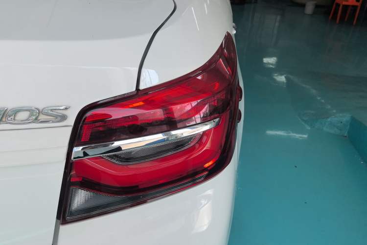 Used Toyota Vios 2022 1.5L 20th Anniversary Edition Right Rear Taillight