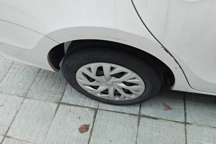 Used Toyota Vios 2022 1.5L 20th Anniversary Edition Right Rear Wheel Hub