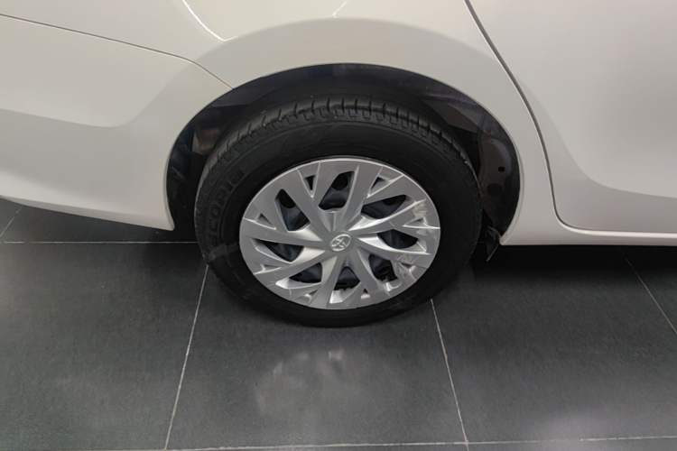 Used Toyota Vios 2022 1.5L 20th Anniversary Edition Right Rear Wheel Hub