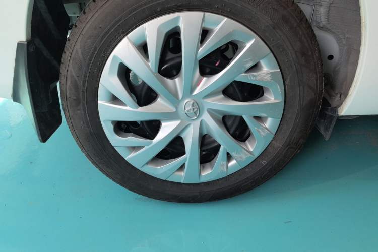 Used Toyota Vios 2022 1.5L 20th Anniversary Edition Right Rear Wheel Hub