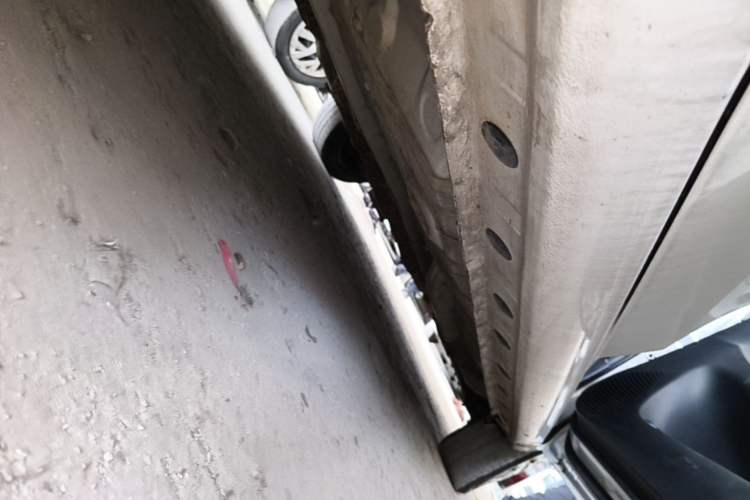 Used Toyota Vios 2022 1.5L 20th Anniversary Edition Right Side Sill