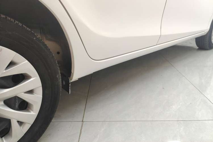Used Toyota Vios 2022 1.5L CVT Active Drive CARE Edition Right Side Sill