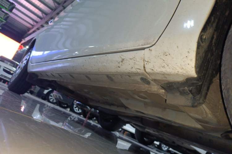 Used Toyota Vios 2022 1.5L 20th Anniversary Edition Right Side Sill