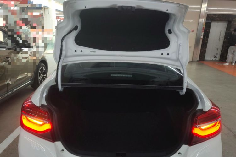 Used Toyota Vios 2022 1.5L 20th Anniversary Edition Trunk