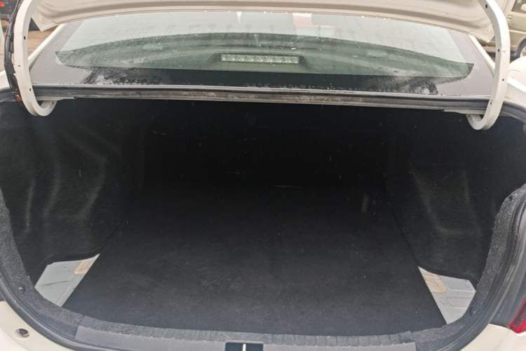 Used Toyota Vios 2022 1.5L 20th Anniversary Edition Trunk