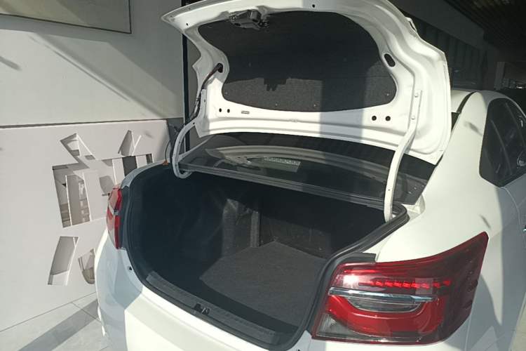 Used Toyota Vios 2022 1.5L 20th Anniversary Edition Trunk
