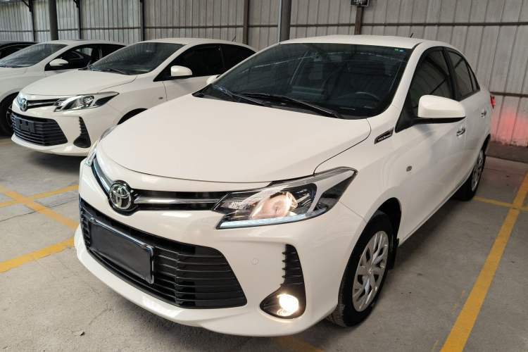 Ojetý Toyota Vios 2022 1.5L 20th Anniversary Edition Guazi used car, China used car export, Used car for sale, Used  cars, Cheapest cars for sale