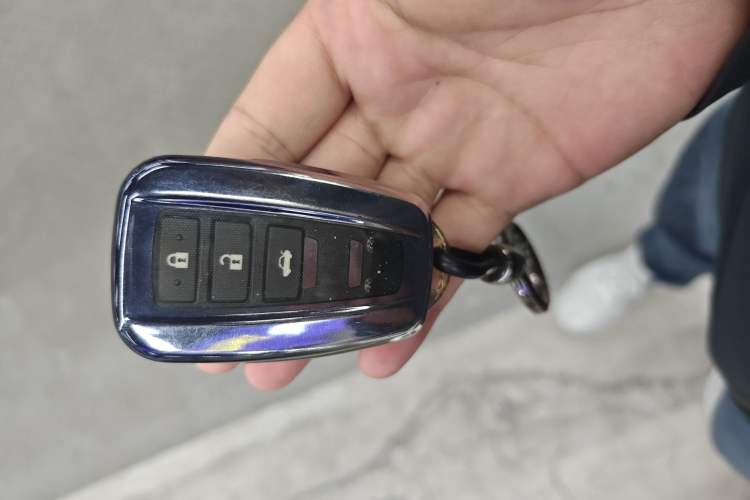 Used Toyota Vios 2022 1.5L 20th Anniversary Edition Vehicle Key
