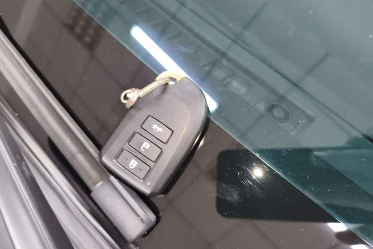 Used Toyota Vios 2022 1.5L 20th Anniversary Edition Vehicle Key