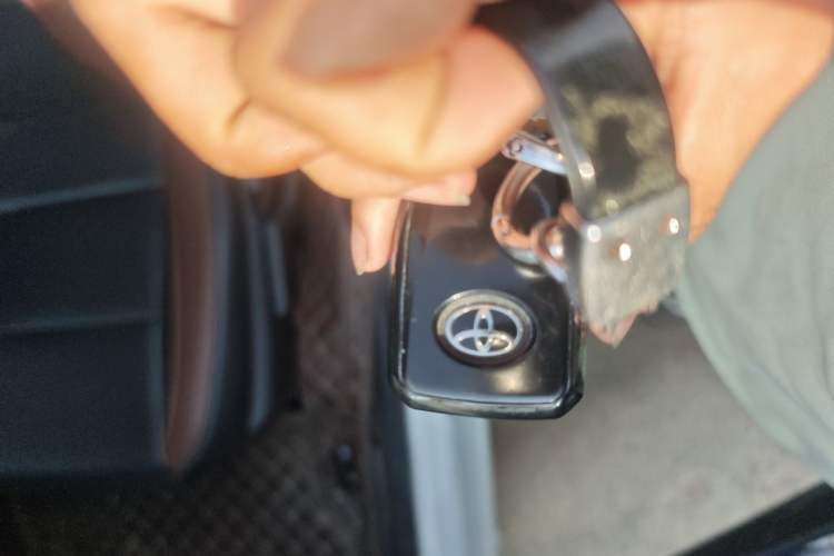 Used Toyota Vios 2022 1.5L 20th Anniversary Edition Vehicle Key