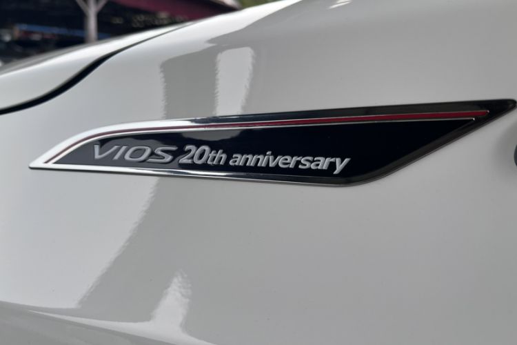 Used Toyota Vios FS 2022 1.5L 20th Anniversary Edition Interior 4