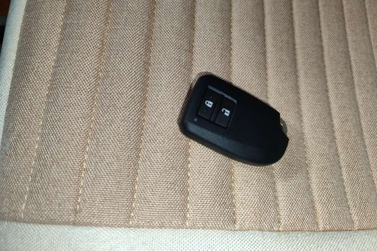 Used Toyota Vios FS 2022 1.5L 20th Anniversary Edition Vehicle Key