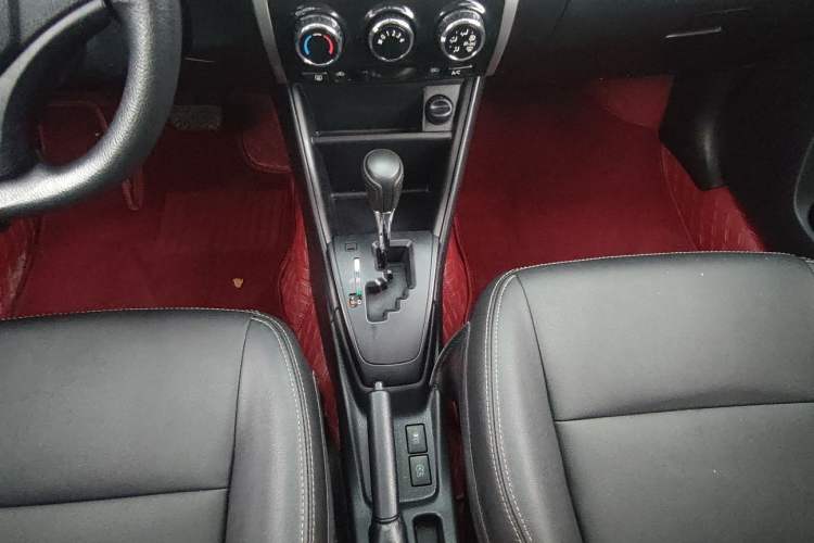 Used Toyota Vios FS 2017 1.5L CVT Fengchi Edition Interior 4