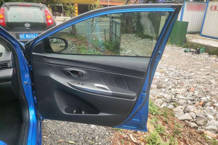 Used Toyota Vios FS 2017 1.5L CVT Trendy Edition Right Front Door Interior
