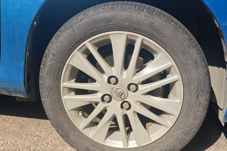 Used Toyota Vios FS 2017 1.5L CVT Trendy Edition Right Front Wheel Hub