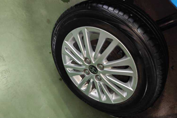 Used Toyota Vios FS 2017 1.5L CVT Trendy Edition Right Rear Wheel Hub