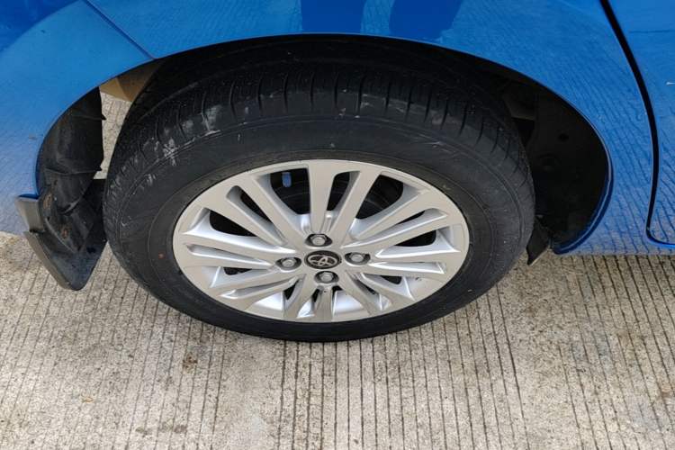 Used Toyota Vios FS 2017 1.5L CVT Trendy Edition Right Rear Wheel Hub