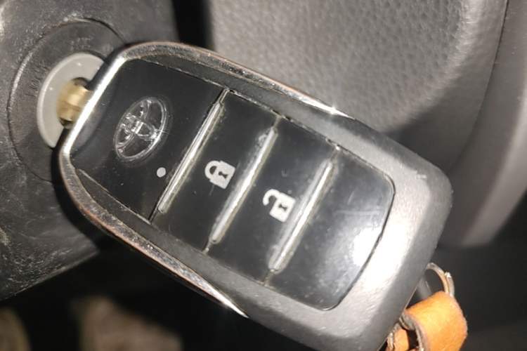 Used Toyota Vios FS 2017 1.5L CVT Fengchi Edition Vehicle Key
