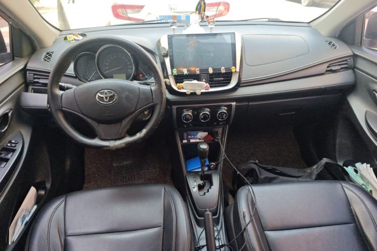 Used Toyota Vios FS 2017 1.3L CVT Sharp Edition Center Console