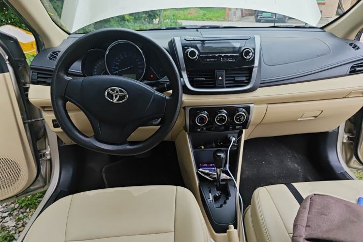 Used Toyota Vios FS 2017 1.5L CVT Fengchi Edition Center Console