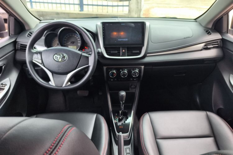Used Toyota Vios FS 2017 1.5L CVT Trendy Edition Center Console