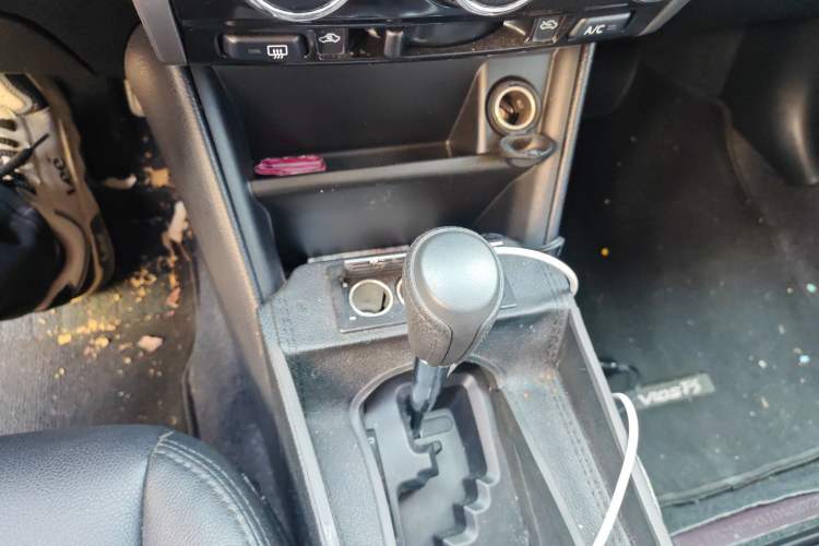 Used Toyota Vios FS 2017 1.5L CVT Fengchi Edition Gear Lever
