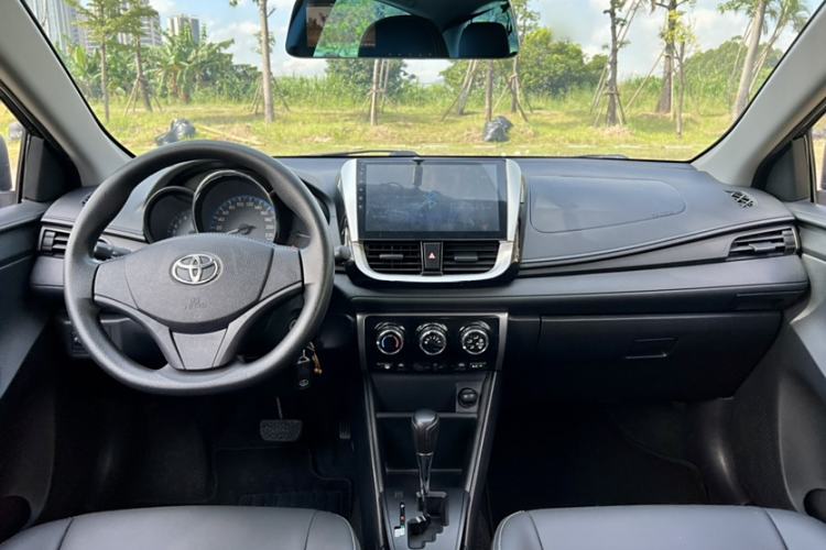 Used Toyota Vios FS 2017 1.5L CVT Fengchi Edition Interior 3