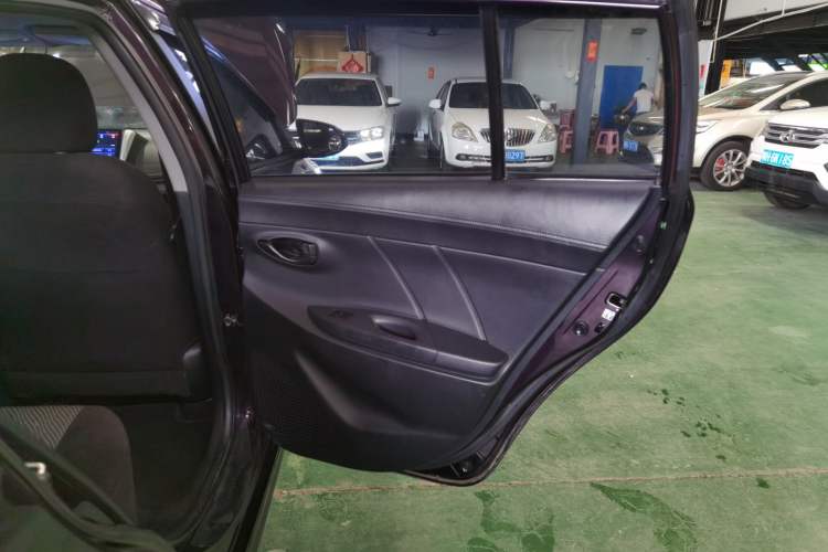 Used Toyota Vios FS 2017 1.5L CVT Fengchi Edition Interior 3