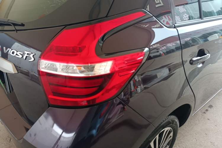 Used Toyota Vios FS 2017 1.5L CVT Fengchi Edition Right Rear Taillight