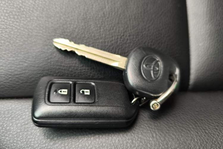 Used Toyota Vios FS 2017 1.5L CVT Trendy Edition Vehicle Key
