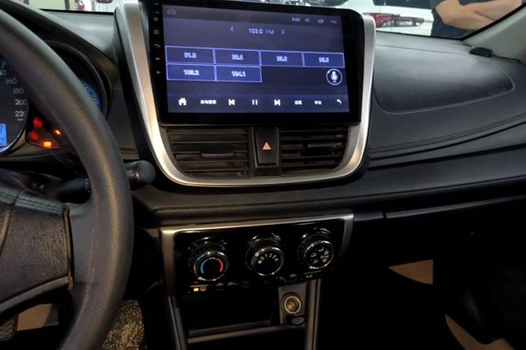 Used Toyota Vios FS 2017 1.3L Manual Sharp Edition Audio And AC Panel