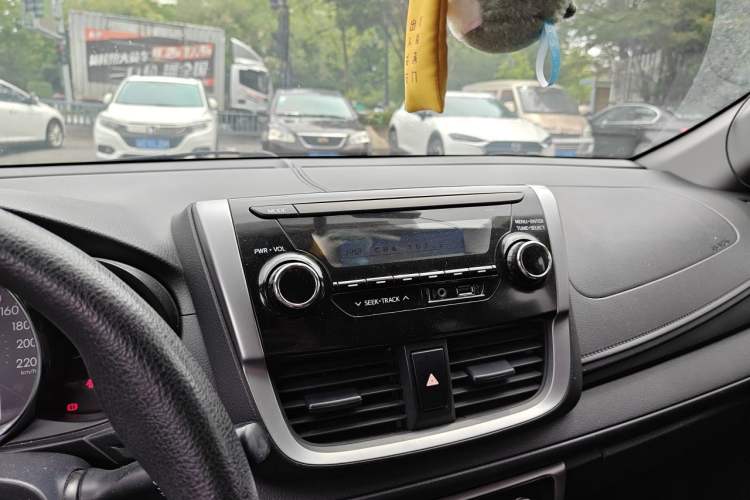 Used Toyota Vios FS 2017 1.5L CVT Fengchi Edition Audio And AC Panel