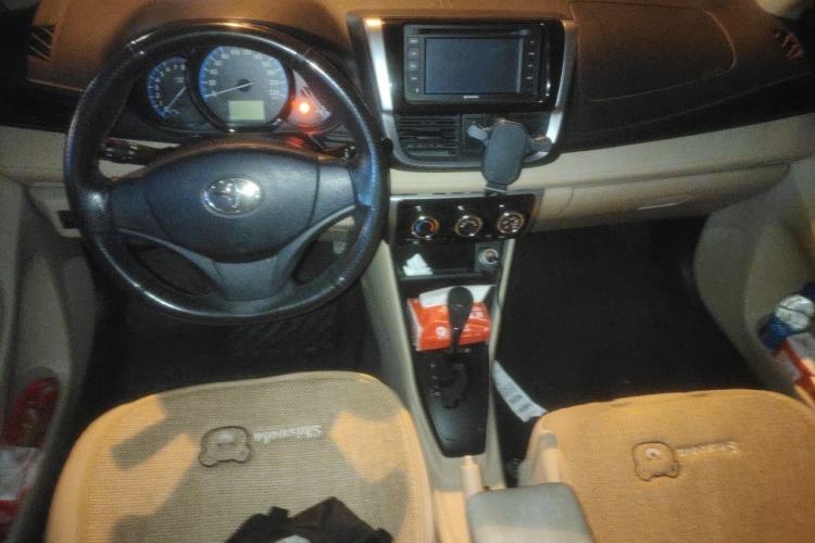 Used Toyota Vios FS 2017 1.5L CVT Fengchi Edition Center Console