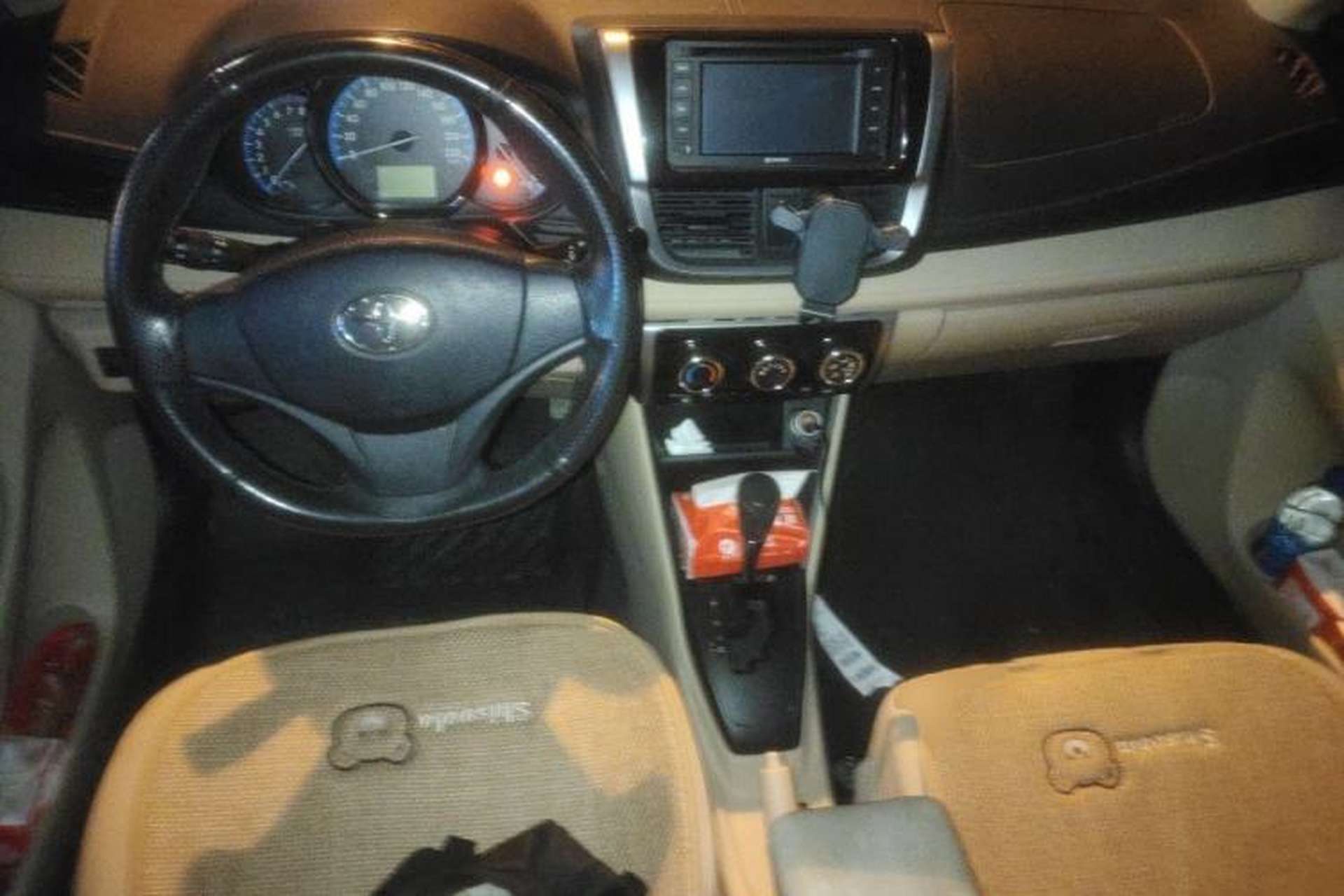 Used Toyota Vios FS 2017 1.5L CVT Fengchi Edition Center Console